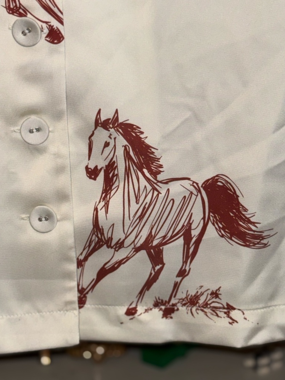 Le' AL.X horse print satin blouse nwt size large L - Picture 4 of 5